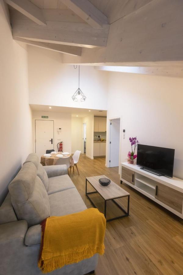 Apartamentos Centro 利亚内斯 外观 照片